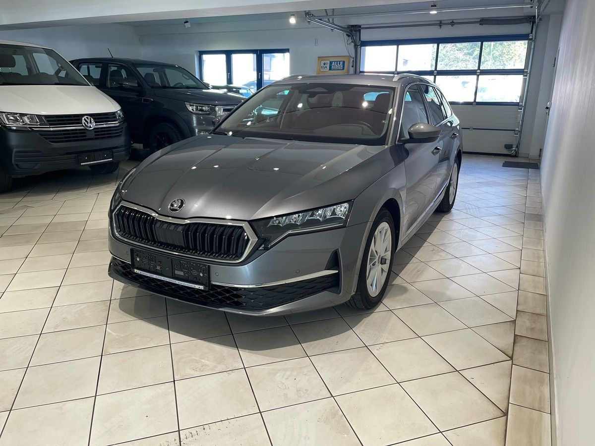 Skoda Octavia Combi 1.5TSI DSG ACC NAVI Winterpaket imagem 3