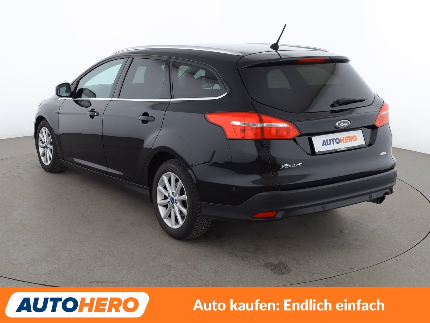 Ford Focus 1.5 EcoBoost Titanium Aut.*TEMPO*PDC*SHZ*