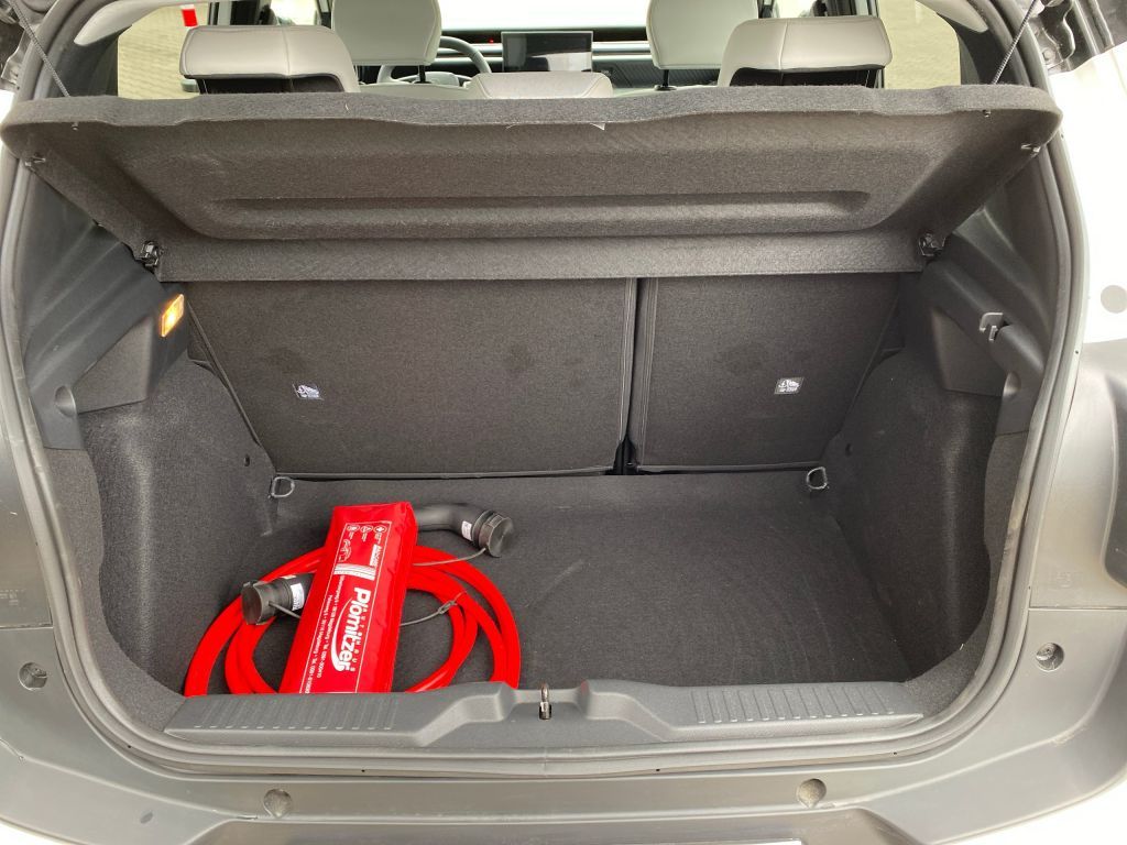 Fahrzeugabbildung Citroën e-C3 MAX *Winter-Paket*LED*11 kW Lader*Navi*Cam*
