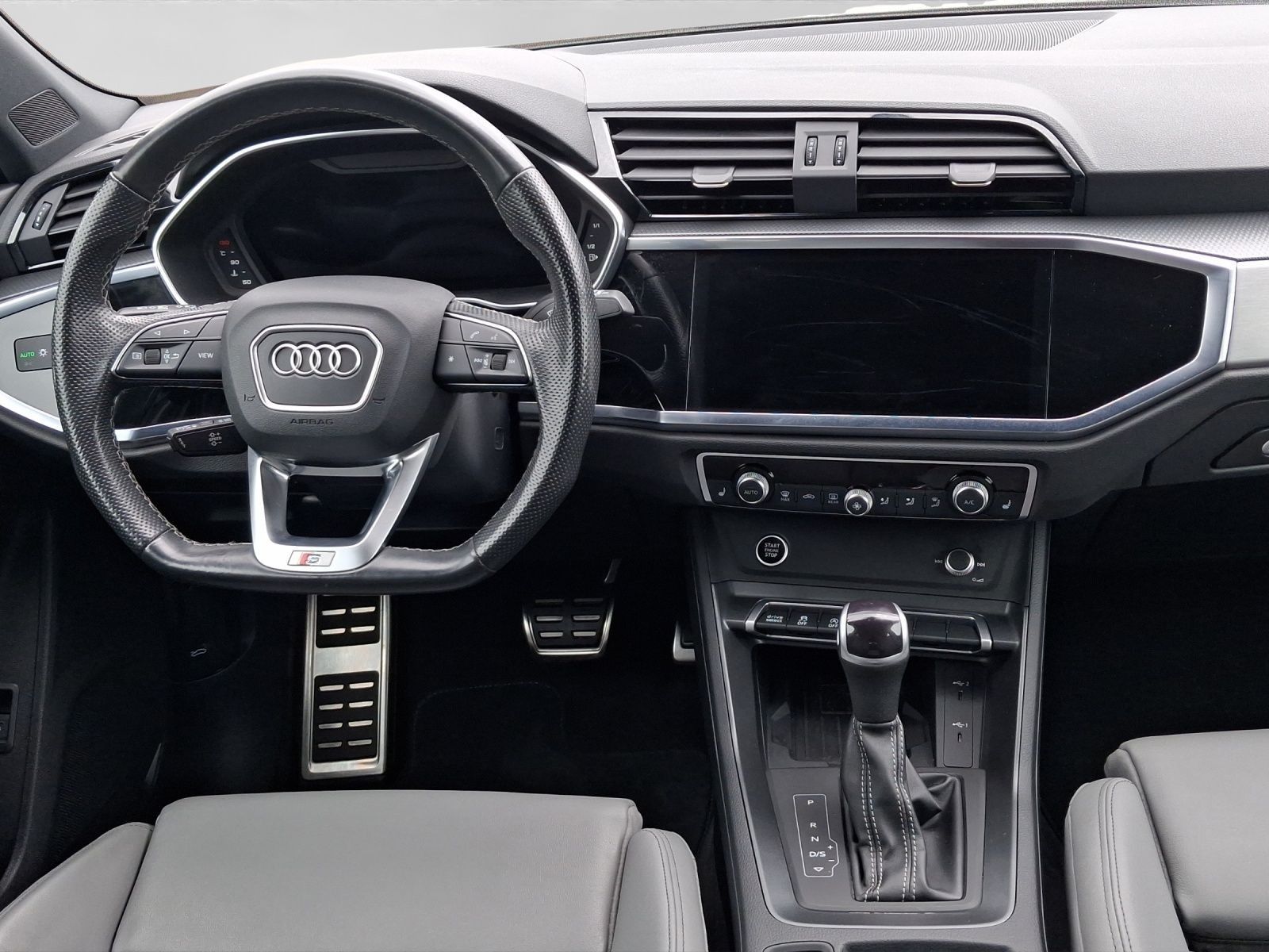 Audi Q3 Sportback 35 TFSI 2x S LINE LEDER AHK STHZG foto 5