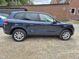 Volkswagen Touareg 3.0 V6 TDI*AHK*TÜV NEU - mit Diesel-Antrieb: Schwarz, Vollleder, Geländewagen