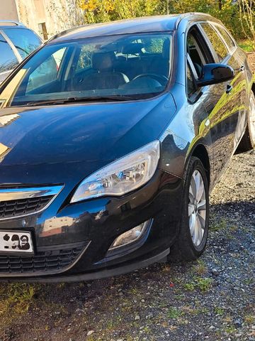 Opel Astra J Sports Tourer 1.6 Automatik G...