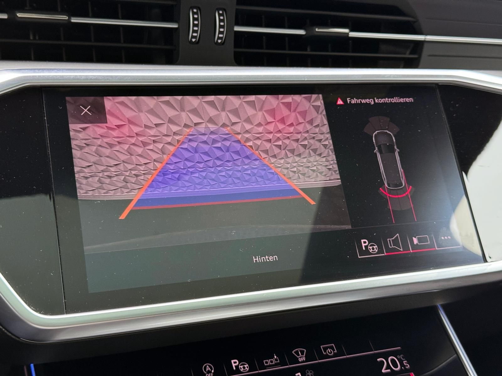 Fahrzeugabbildung Audi 45 TFSI QUAT/S-LINE/ACC/PANO/STANDHZ/B&O/KEYL/DA