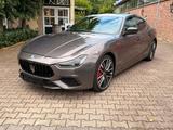 Maserati Ghibli Ghibli Trofeo 3.8 V8 Carbon-Pack  Bowers  - Maserati Ghibli Trofeo mit Benzin-Antrieb