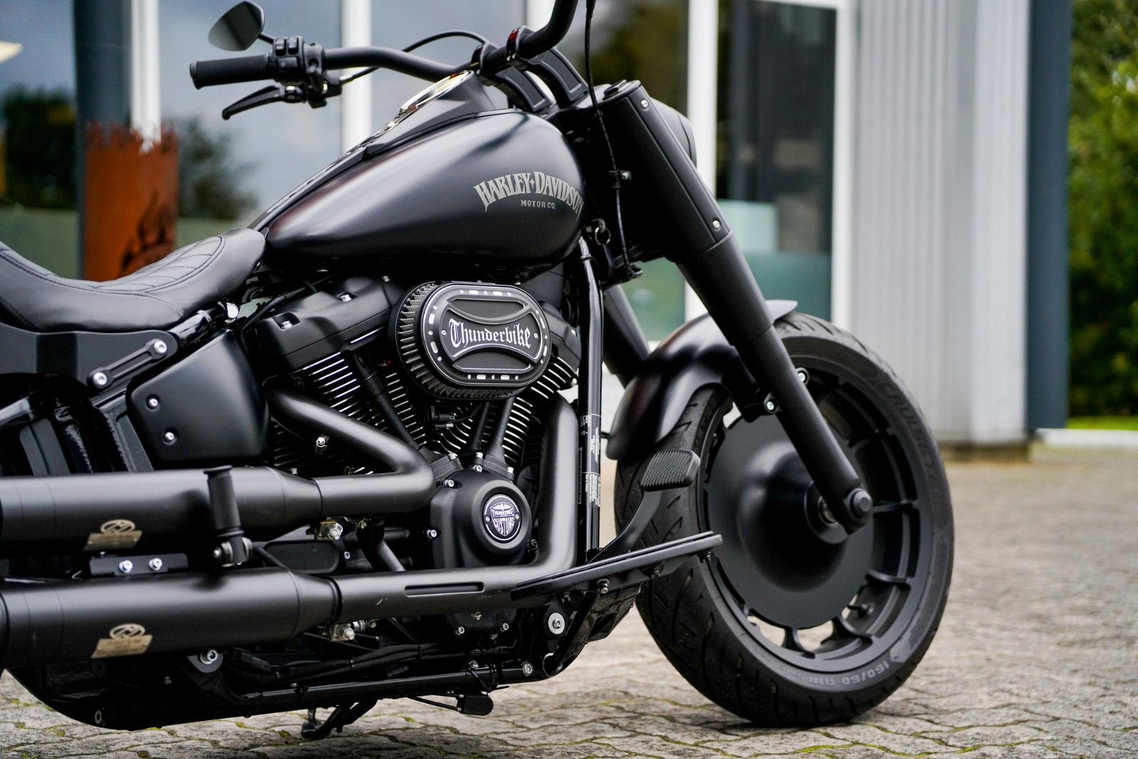 Fahrzeugabbildung Harley-Davidson FLFBS Fat Boy 114 cui - All Black - Jekill - 260