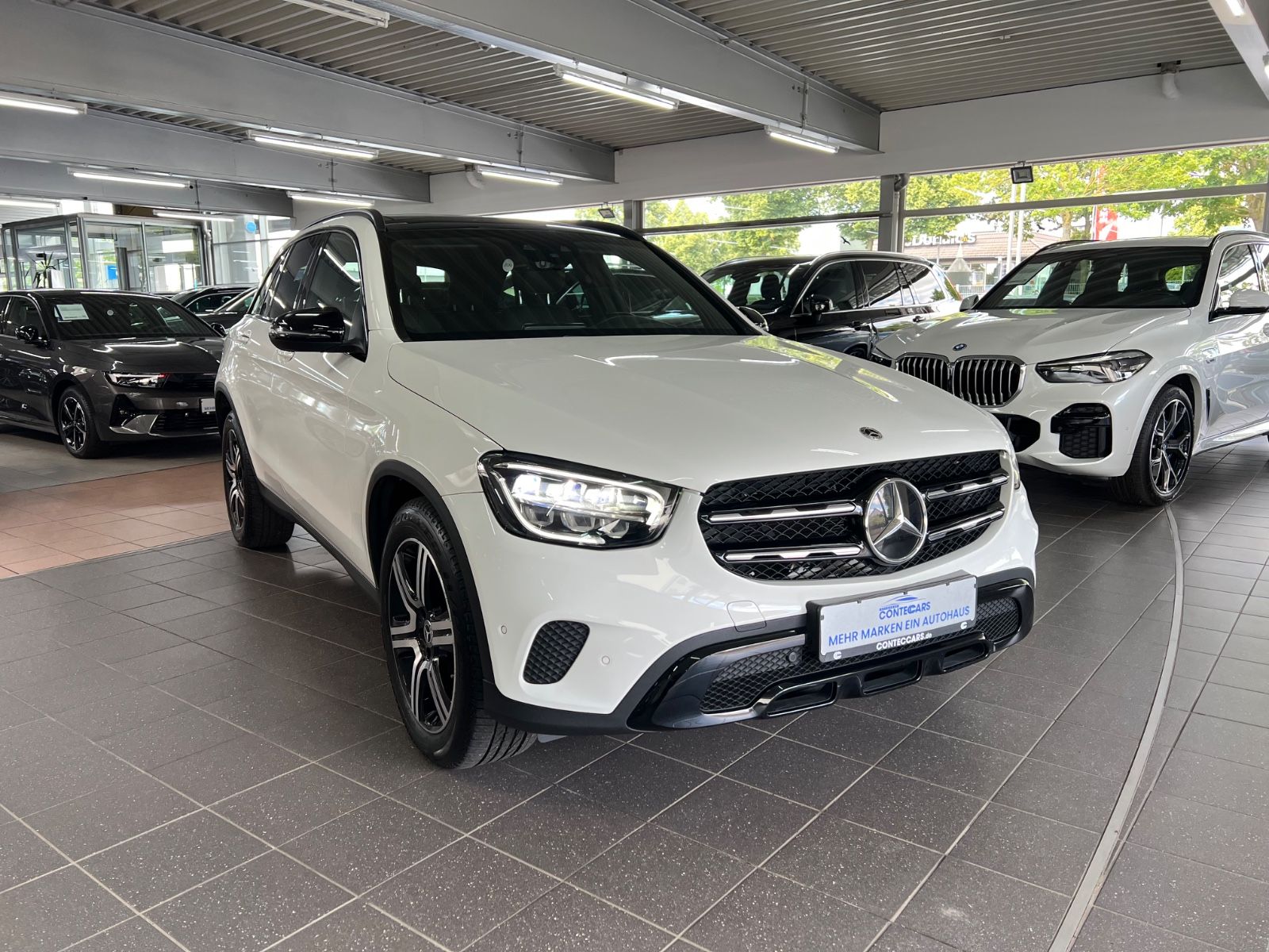 Mercedes-Benz GLC 220 d 4M Night AMB+Pano+SH+Leder+HuD+Mbux imagem 3
