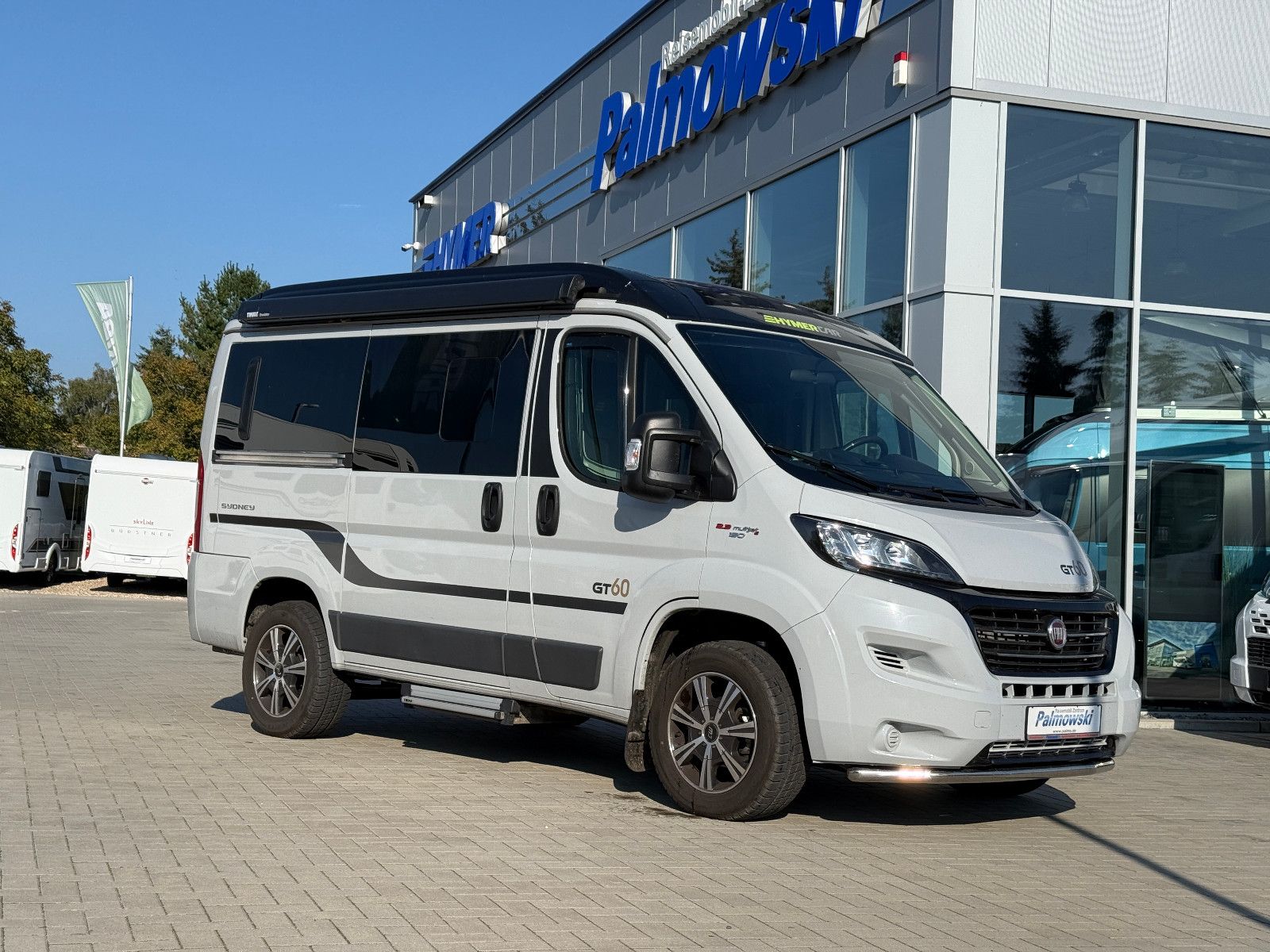 Fahrzeugabbildung HYMER / ERIBA / HYMERCAR Sydney GT 60 Limited