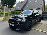 BMW X5 xDrive30d-M-Paket PANO Softclose,LED,KEYLESS - BMW X5 Gebrauchtwagen in Berlin