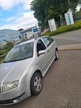 Skoda Škoda Fabia Automatik | TÜV 08/27 | Neue g... - Skoda Fabia aus 2003: Kombi