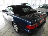 Mercedes-Benz CLK 200 Cabrio*ELEGANCE*LEDER*AUTOMATIK* - Mercedes-Benz CLK 200 in Berlin