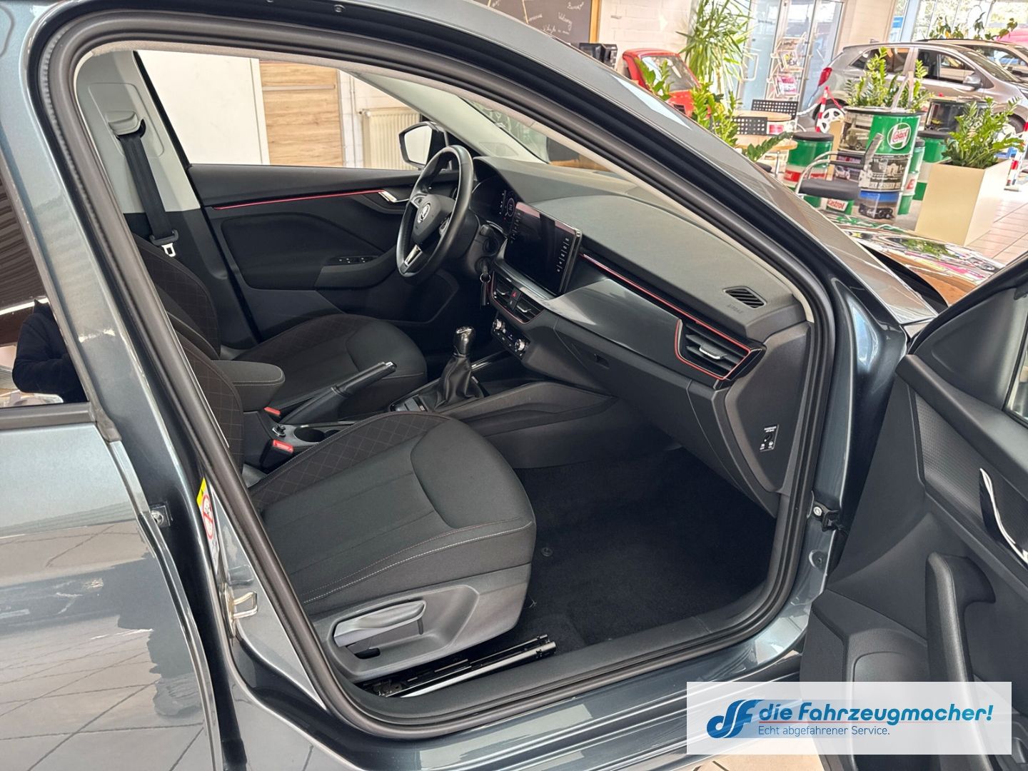 Fahrzeugabbildung SKODA Scala Ambition 1.5 TSI AHK-klappbar Navi Digital