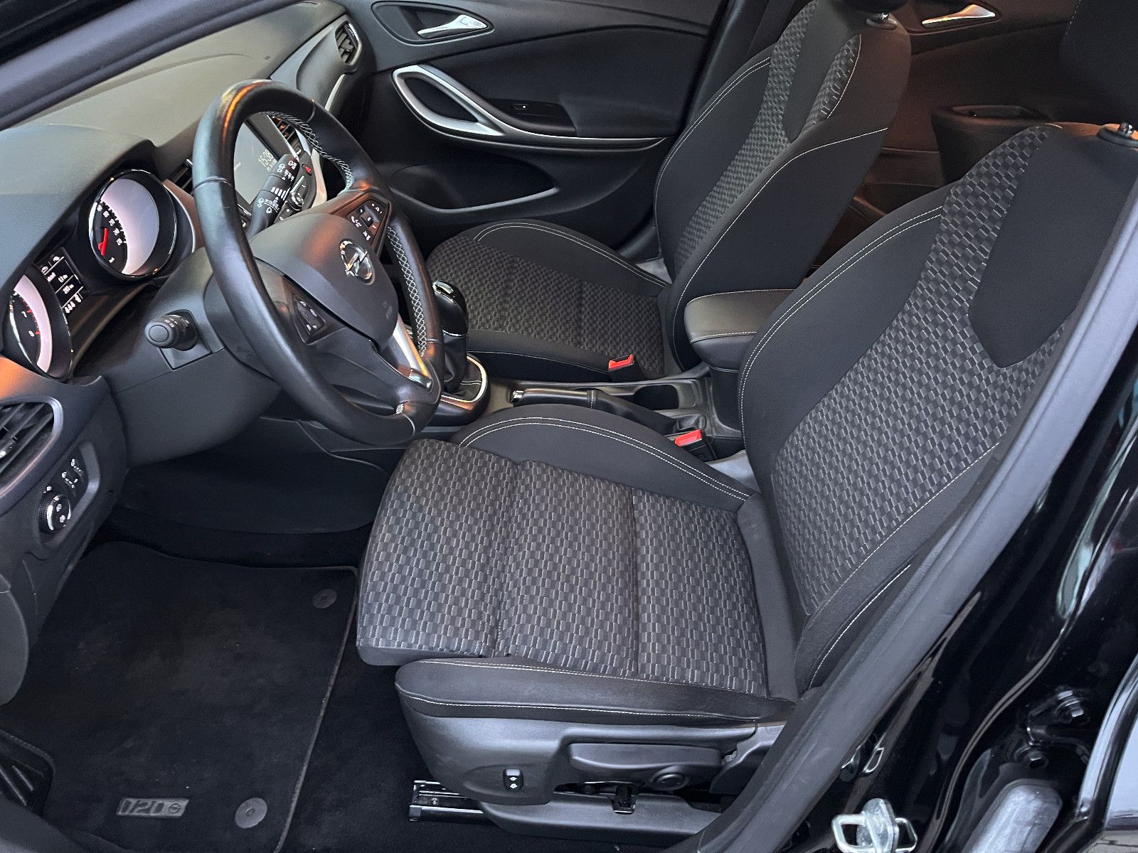 Fahrzeugabbildung Opel Astra K Sports Tourer 120 Jahre Start/Stop