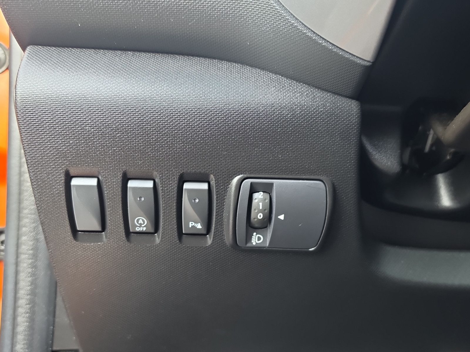 Fahrzeugabbildung Renault Twingo GT Tempomat SHZ PDC TÜV NEU