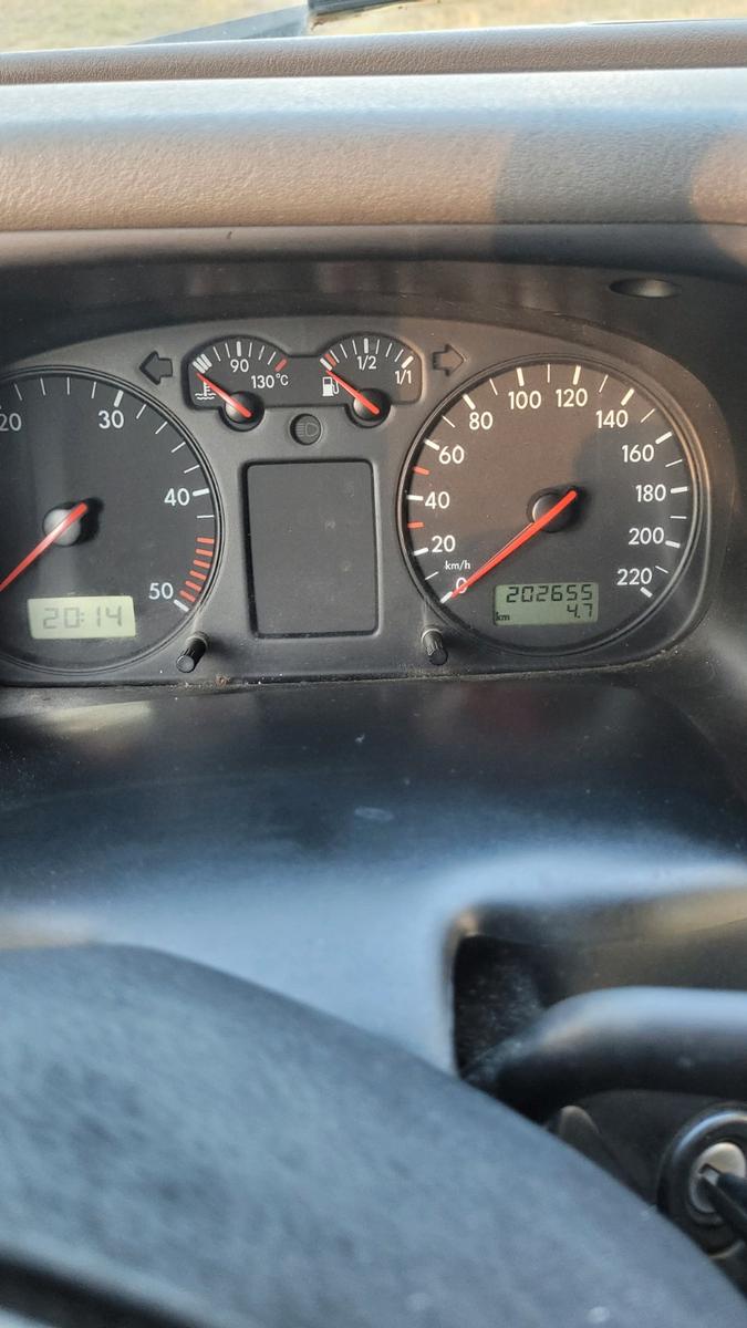 Volkswagen T4 1.9 Kasten 3Sitzer HU 05/27