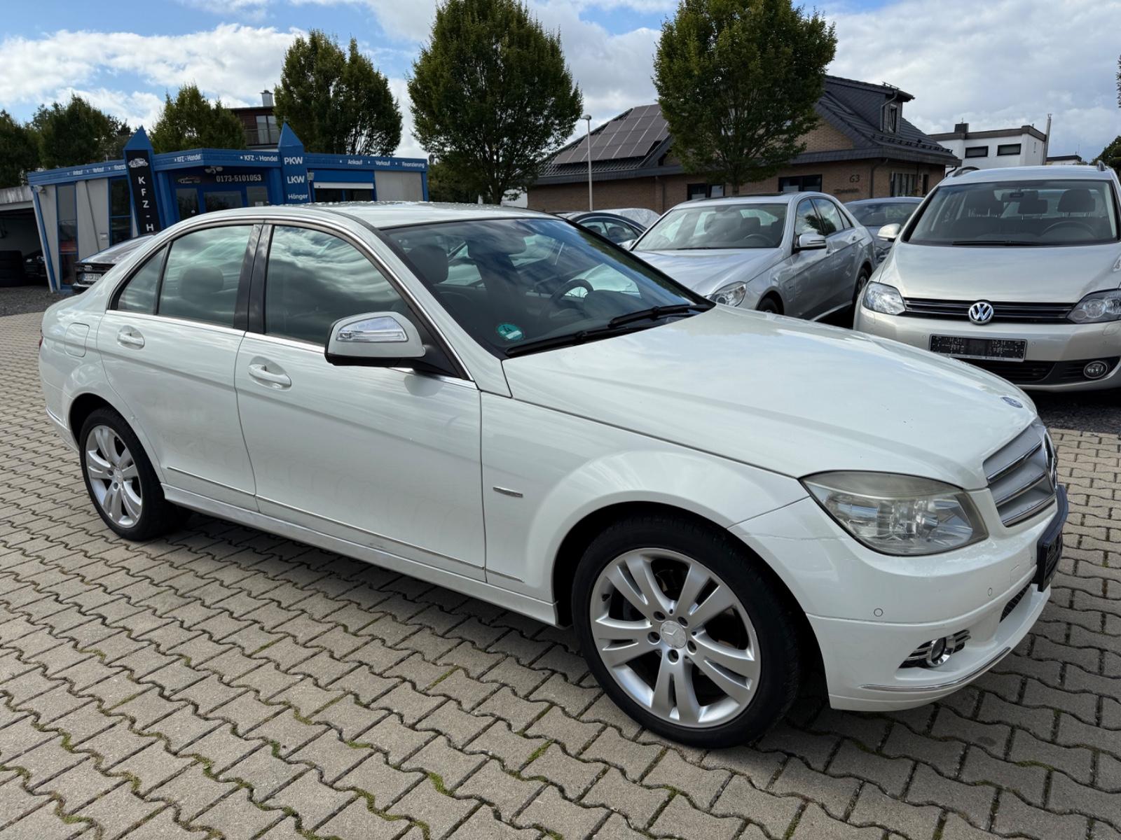 Mercedes-Benz C 200 Lim. Kom. Avantgarde Automatik