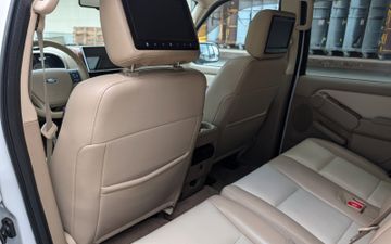 Ford Explorer V8 Eddie Bauer/ 2 vorhanden – Bild 10