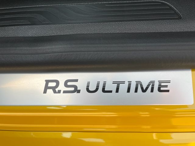 Fahrzeugabbildung Renault MEGANE 5-Türer R.S. Ultime TCe 300 EDC