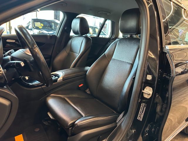 Mercedes-Benz C 180 *TÜVSERVICE NEU*TEMPO*NAV*LED*SZHZ*
