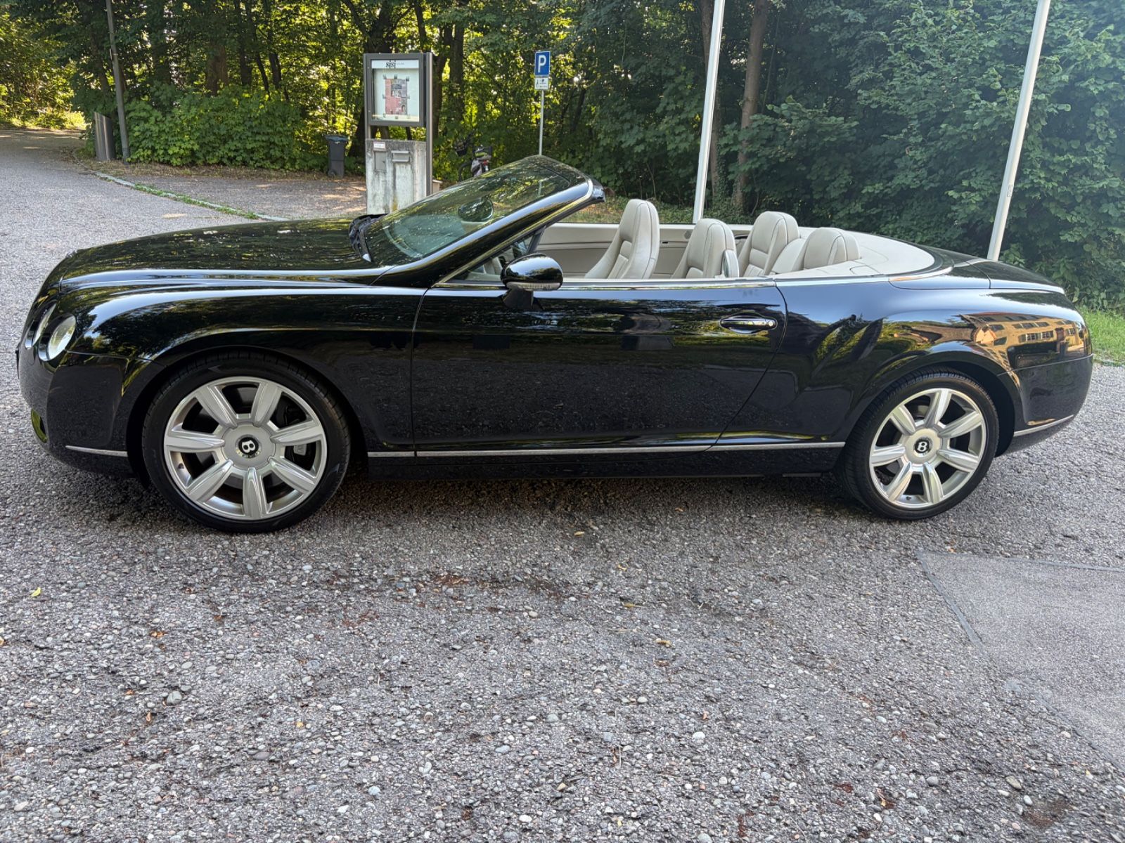 BENTLEY Continental GTC 9