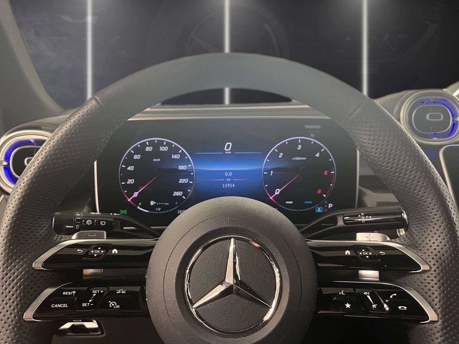 Fahrzeugabbildung Mercedes-Benz GLC 300 d 4M AMG Plus*Airmatic*Pano*HUD*Distro*