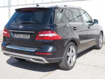 Mercedes ML 350 - 6