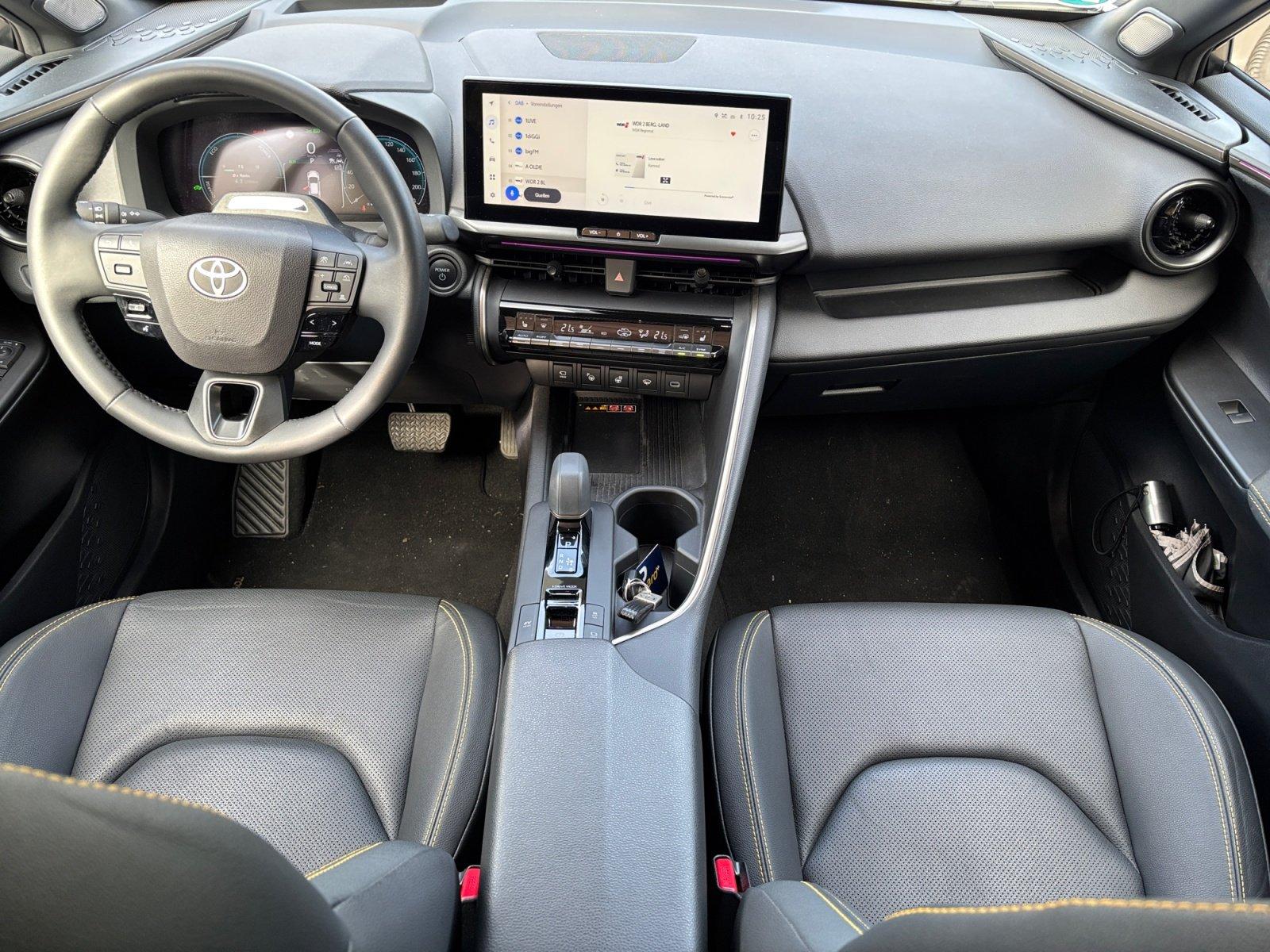 Toyota 2.0 Lounge Edition JBL,Panoramadach