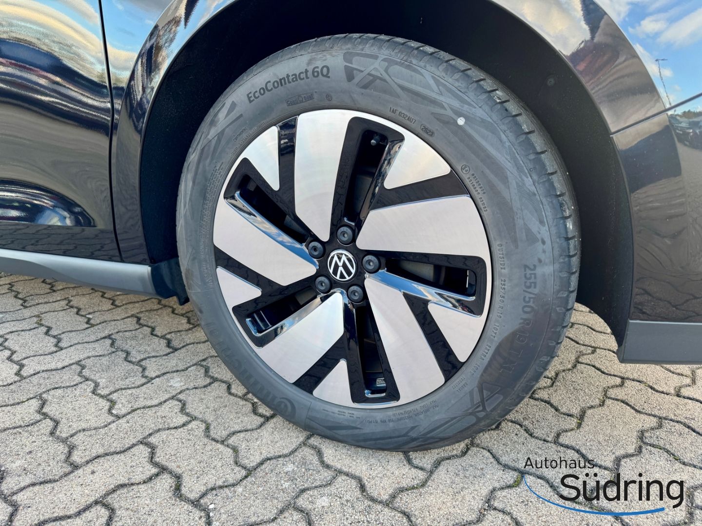 ID. Buzz Pro 77kWh AHK Navi IQ.Light