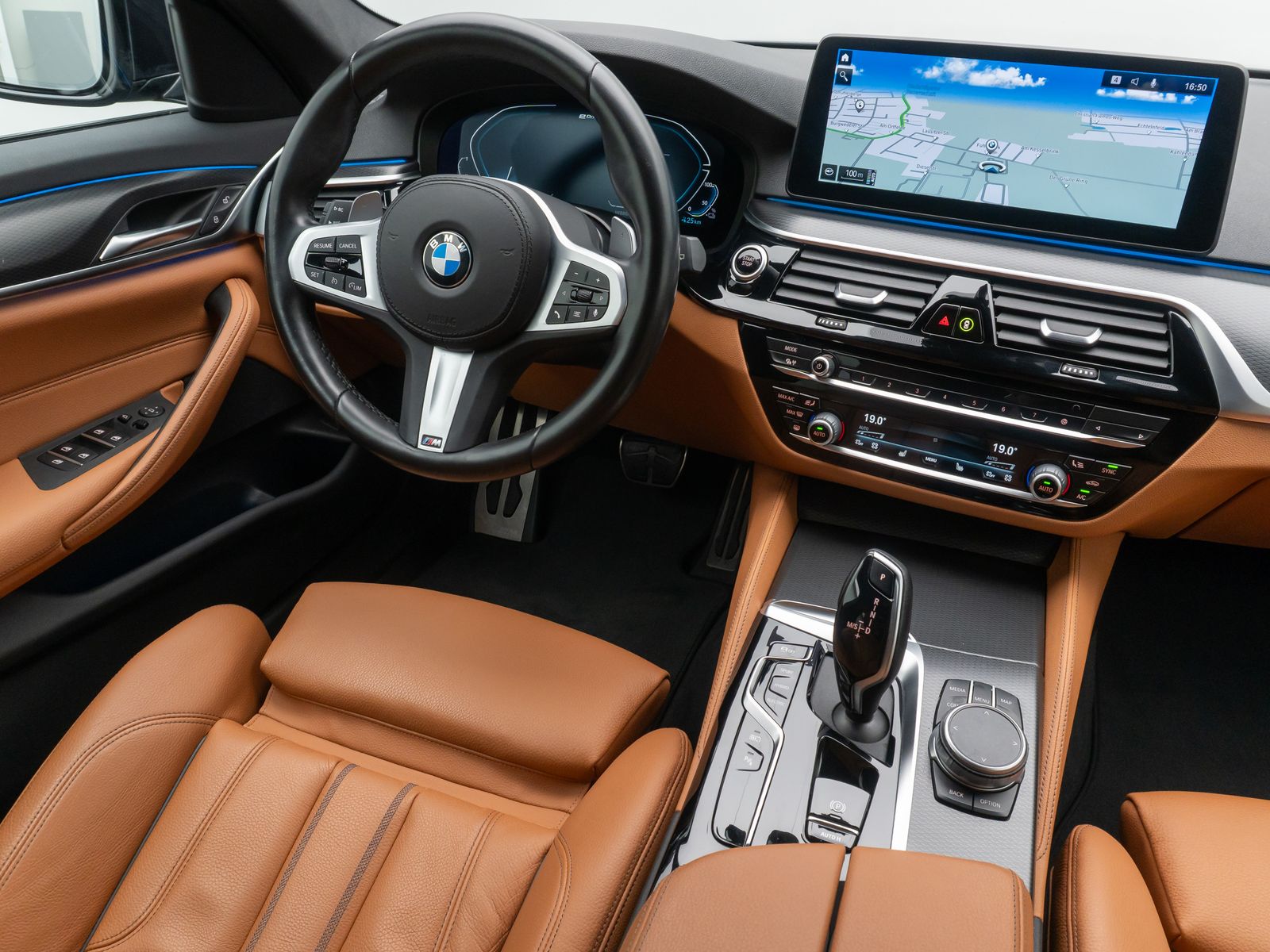 Fahrzeugabbildung BMW 530e xD M Sport DAB Kamera Alarm 4*Klima Leder