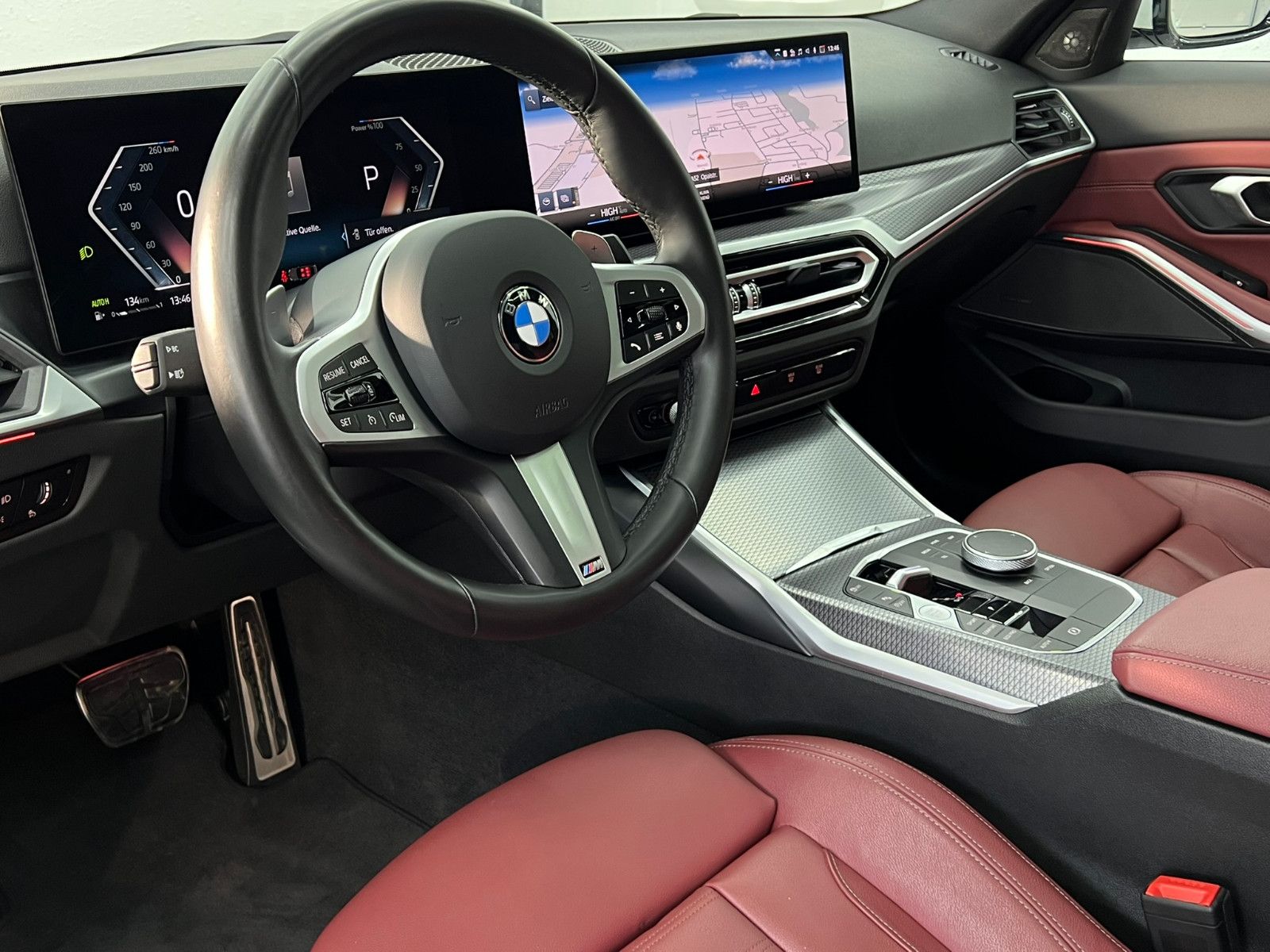 Fahrzeugabbildung BMW 330 i M Sport Lim./FACELIFT/CURVED DISPLAY/DE FZ