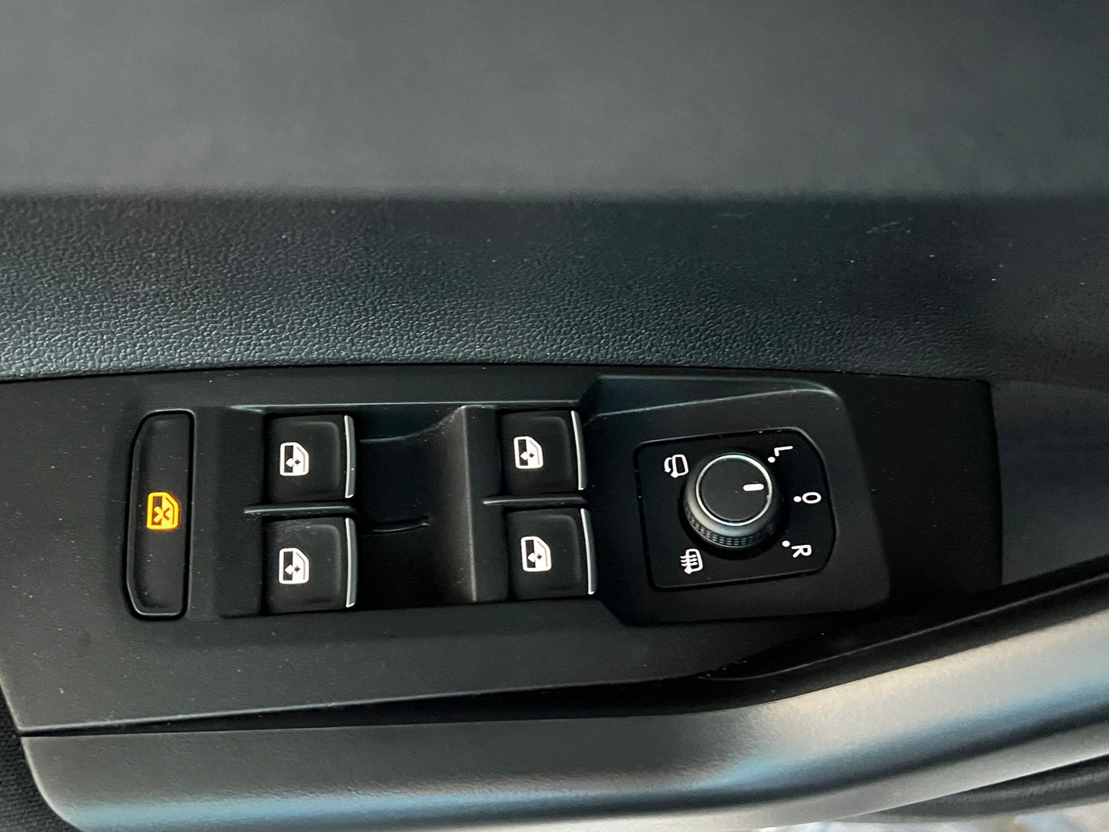 Fahrzeugabbildung Volkswagen Polo Style 1.0 TSI *IQ.Light, Kamera, App Connec