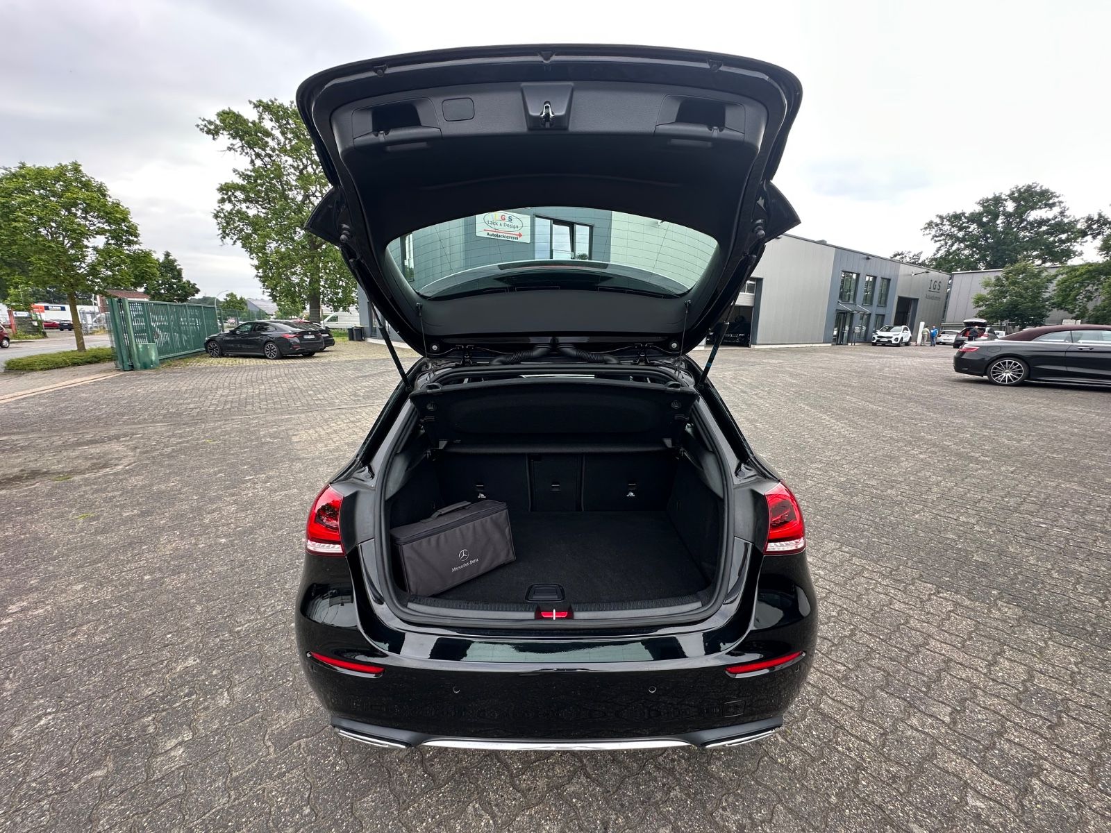 Mercedes-Benz A 250 e DCT Progressive LED Kamera Ambiente foto 5