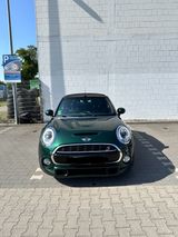 MINI Cooper S Cabrio in British Racing Green ohne OPF - MINI in Berlin