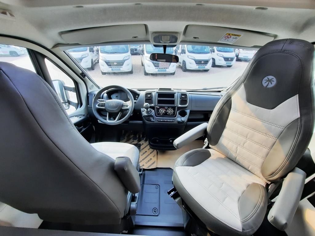 Fahrzeugabbildung Sunlight T 67 Adventure Edition Verfüg./Sparen Sie 12.121