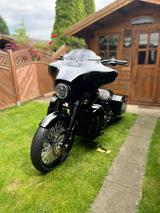 Harley-Davidson Street Glide Bagger All Black