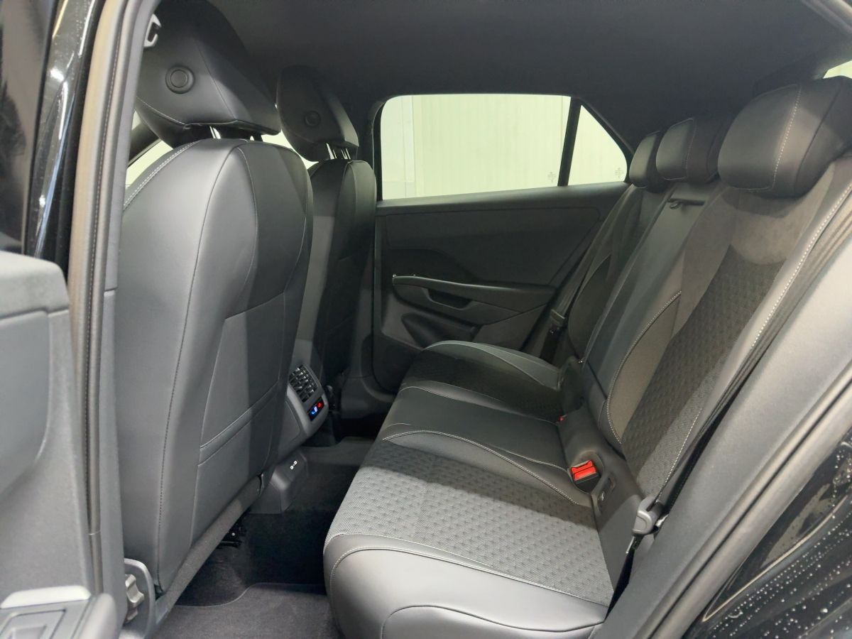 Volkswagen T-Roc - Bild 9