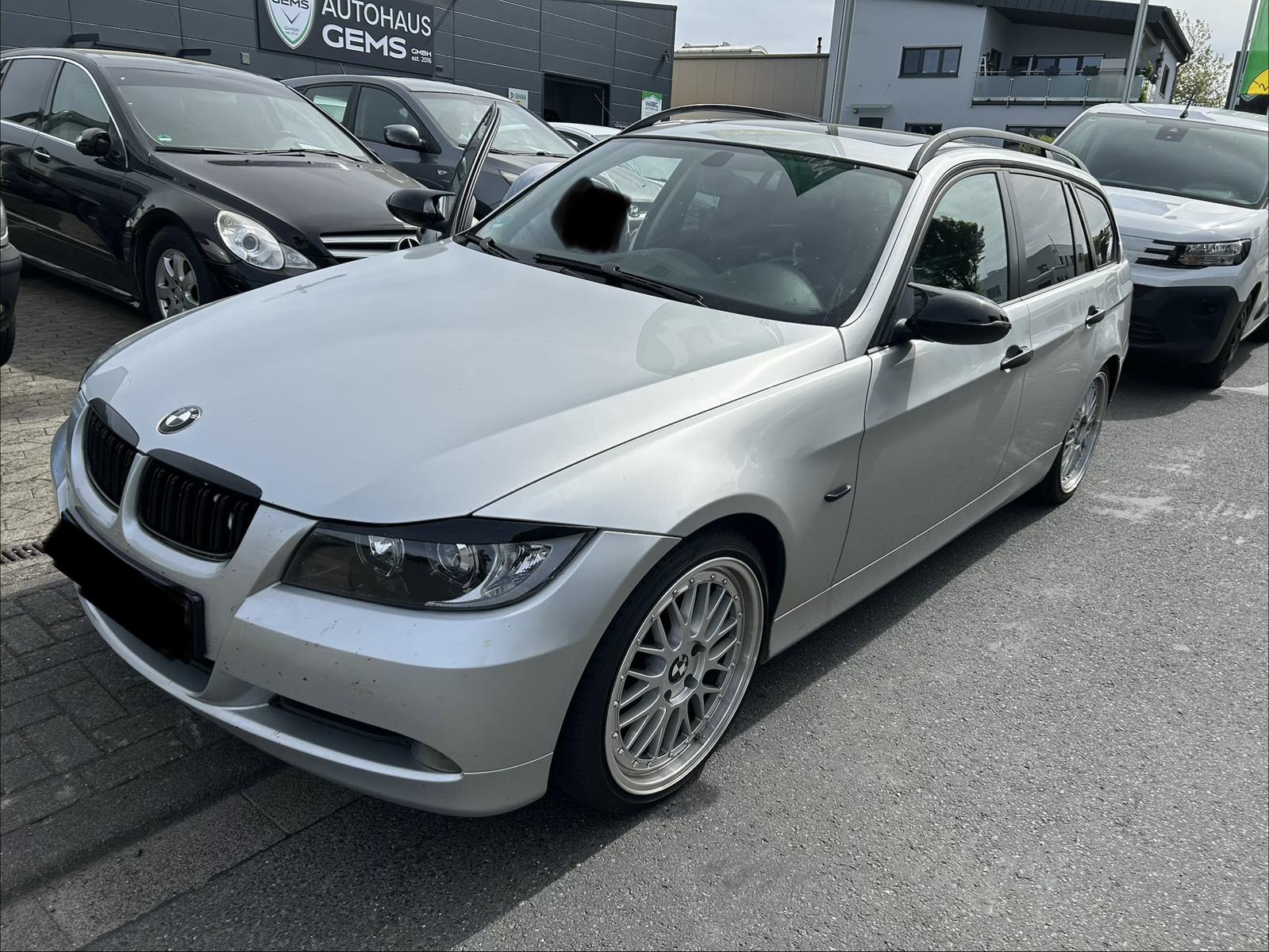 BMW 320 320i