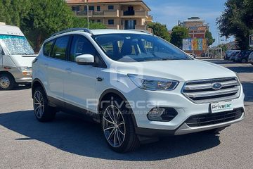 Ford Kuga - 3