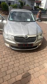 Skoda Superb 1.8 TSI DSG 160PS TÜV Neu Steuerkette Neu - gebrauchte Skoda Superb aus dem Jahr 2009