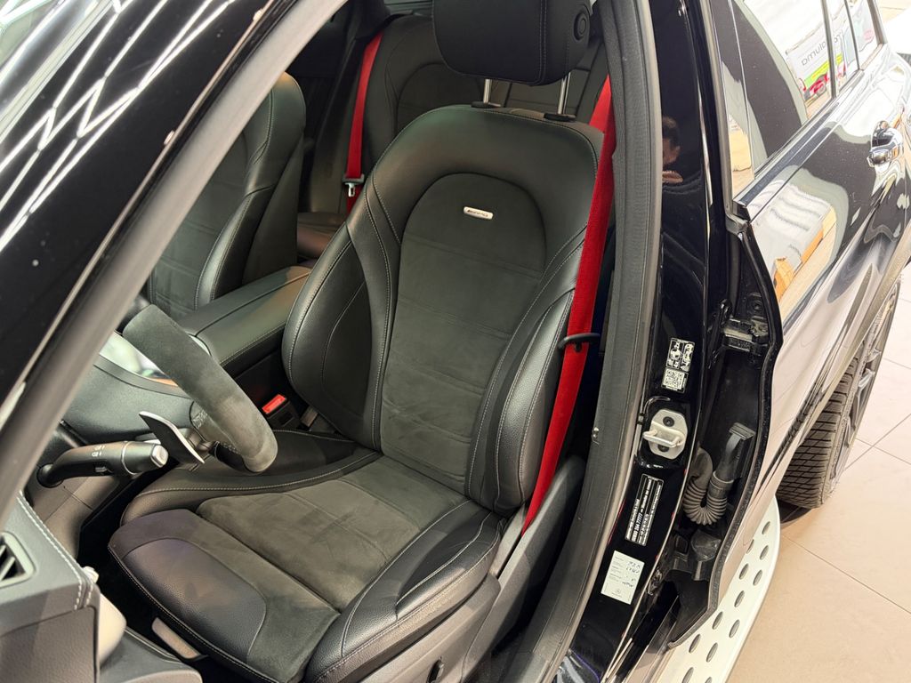 MERCEDES-BENZ GLC 63 S AMG 4Matic*CAM*PANO*NIGHT*AHK*ACC*BURM MERCEDES-BENZ GLC 63 S AMG 4Matic*CAM*PANO*NIGHT*AHK*ACC*BURM