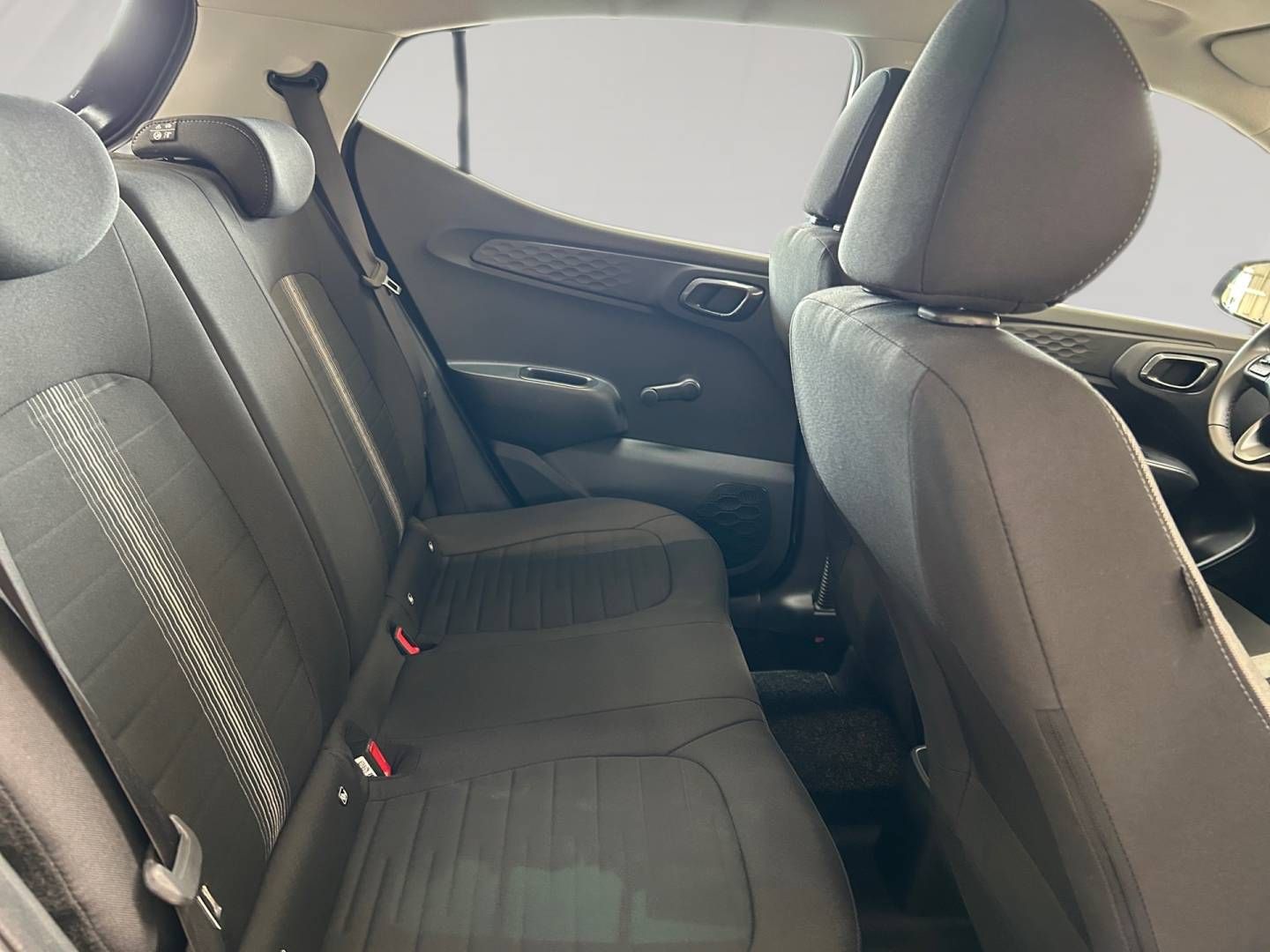 Fahrzeugabbildung Hyundai i10 FL 1.0 Benzin (63 PS) | Apple CarPlay u. And