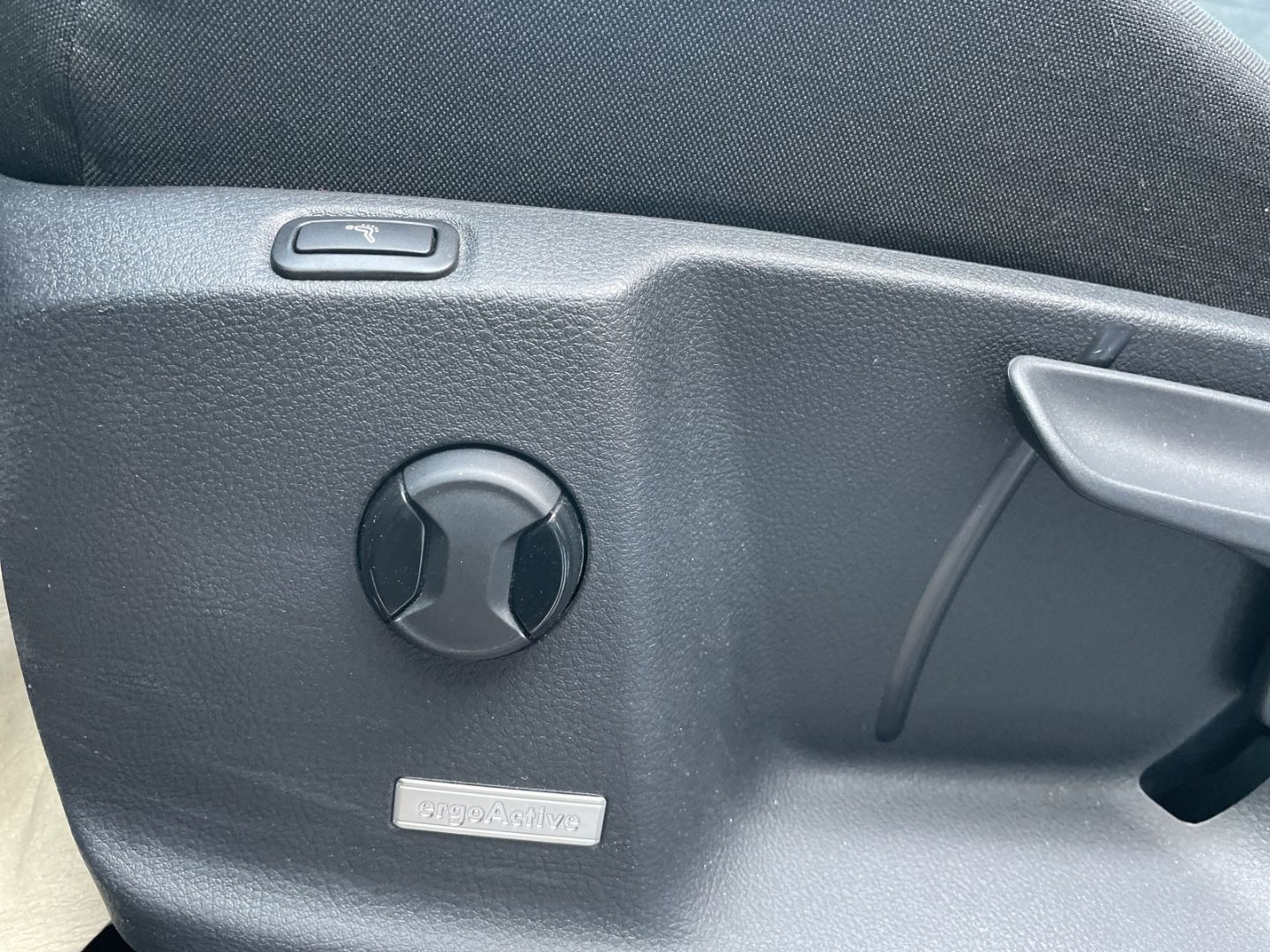 Touran 1.5 TSI DSG R-Line ACC/Navi/LED/Pano/CAM 