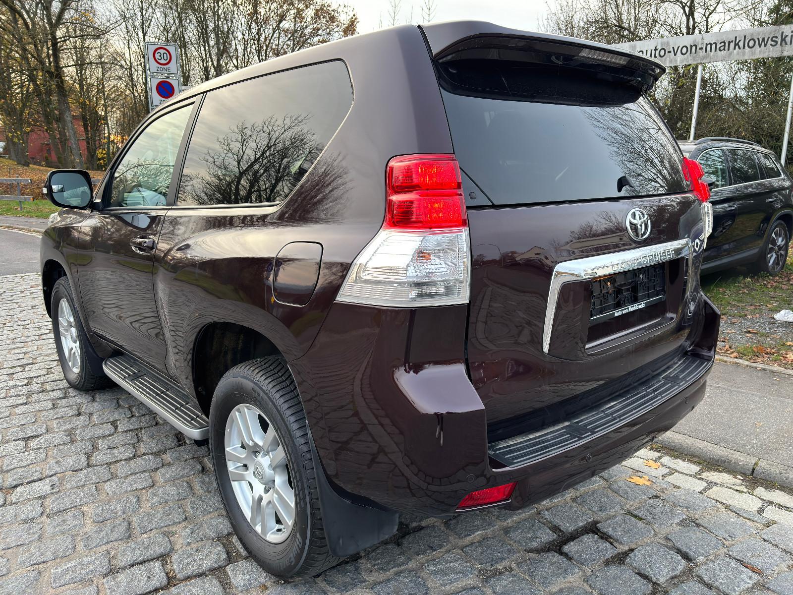 Toyota Land Cruiser 3.0 D-4D 190ch BVM - 2 ème main - Chauffage auxiliaire - Carnet d'entretien
