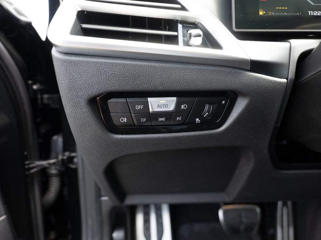 BMW 340i Touring xDrive FACEL. PANO AHK HUD 360° foto 22