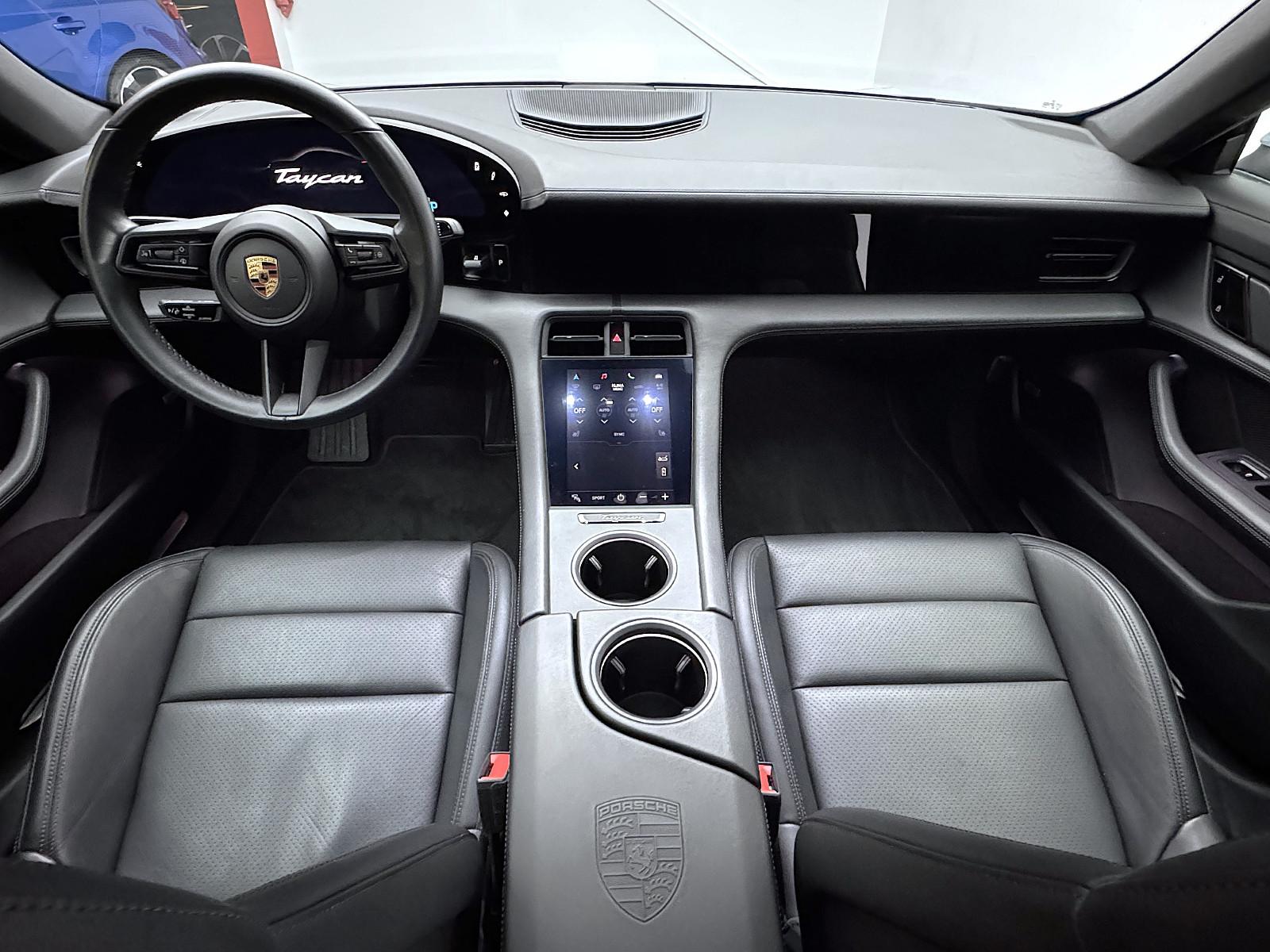 PORSCHE TAYCAN 4 S PERFORMANCE 571 CH 4X4 BVA - TOIT PANORAMIQUE - BOSE - HISTORIQUE ENTRETIEN COMPLET
