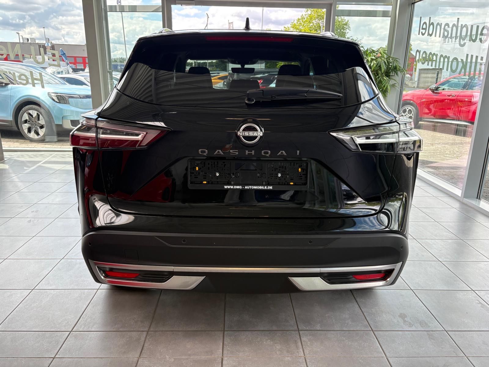 Fahrzeugabbildung Nissan Qashqai 1.3 DIG-T  158PS Xtronic N-Connecta