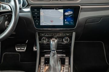 Fahrzeugabbildung SKODA Superb Combi Sportline 2.0 TDI DSG 140kW