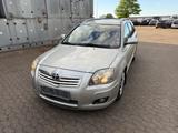 Toyota Avensis Kombi 2.2 - Toyota Avensis aus 2007: Kombi