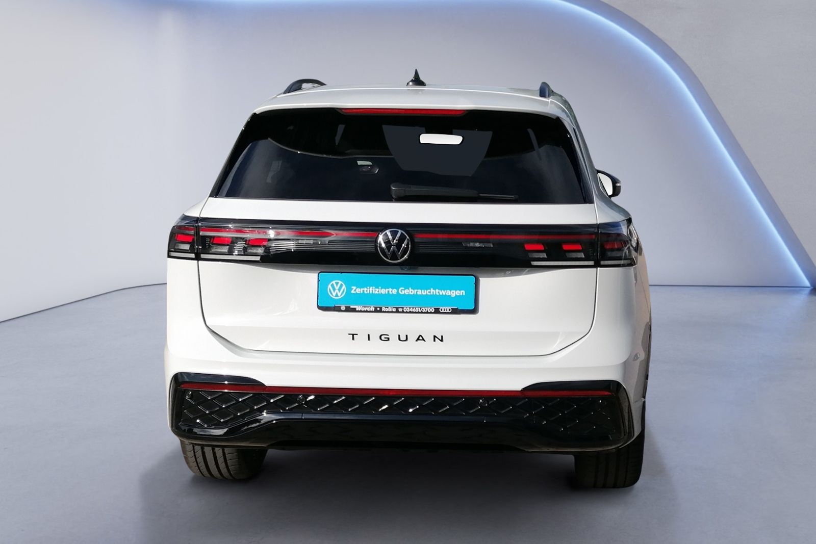 Tiguan 2.0 TDI DSG R-Line AHK+STHZ+PANO+MATRIX+