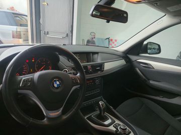 BMW X1 - 10