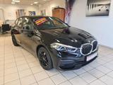 BMW 118i Advantage / 1. Hand / LED / NAVI - BMW 1er Reihe mit Benzin-Antrieb: Kleinwagen, Automatik